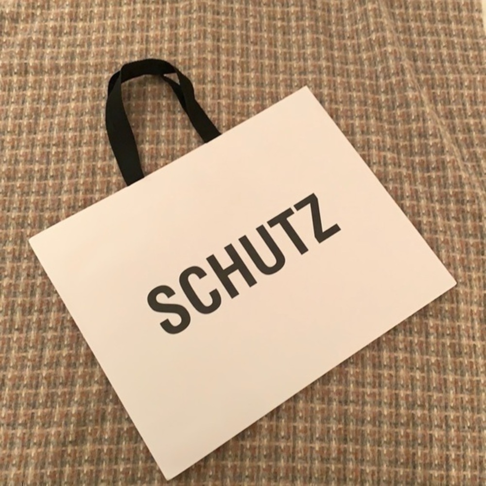 Schutz Paper Shopping Bag